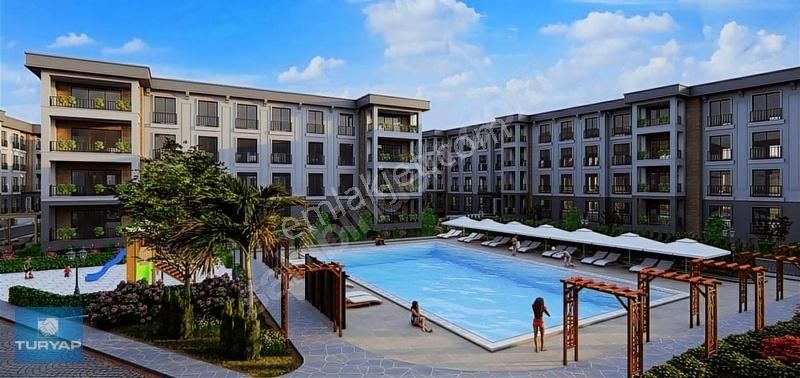 Cumhuriyet'te Deniz Tarafı Site İçi Havuzlu 100 M2 Satılık 2+1