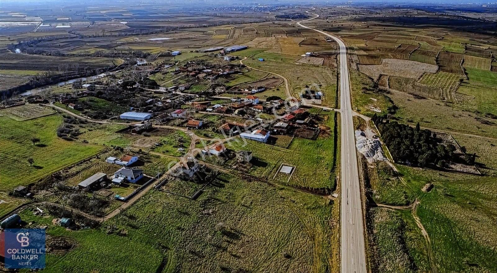 Biga Adliye Köyde Ana Yola Cephe Kat İmarlı 501 M² Satılık Arsa