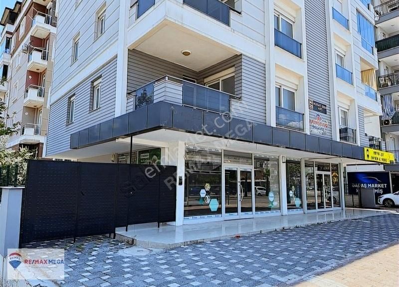 Gebizli Mahallesi'nde Cadde Üzerinde Satılık Dükkan