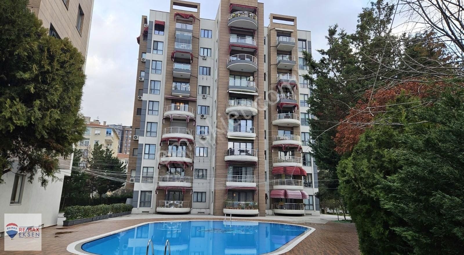Maltepe Yalı Mah.dragos Drive Sitesinde Satılık 4+1 Arakat Daire