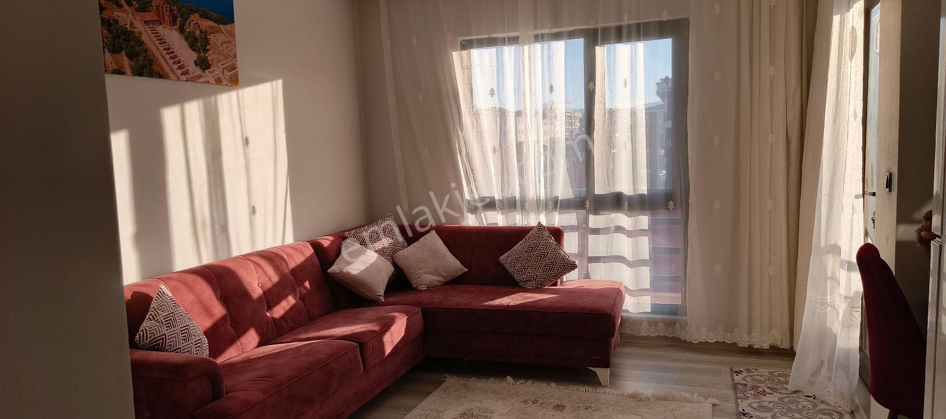 Kiralık 1+1 Eşyalı Lüks Daire