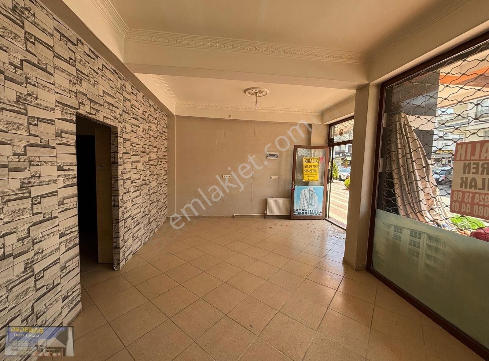 Mamak Şehitler Caddesi Üzerinde 55 M2 2 Odalı Kiralık Dükkan