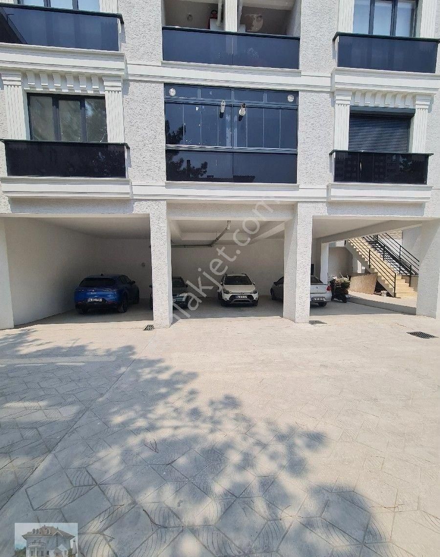 Kartal Petrolıs Mahallesinde Satilik Sifir 2+1daıre Denız Manzaralı - Görsel 8