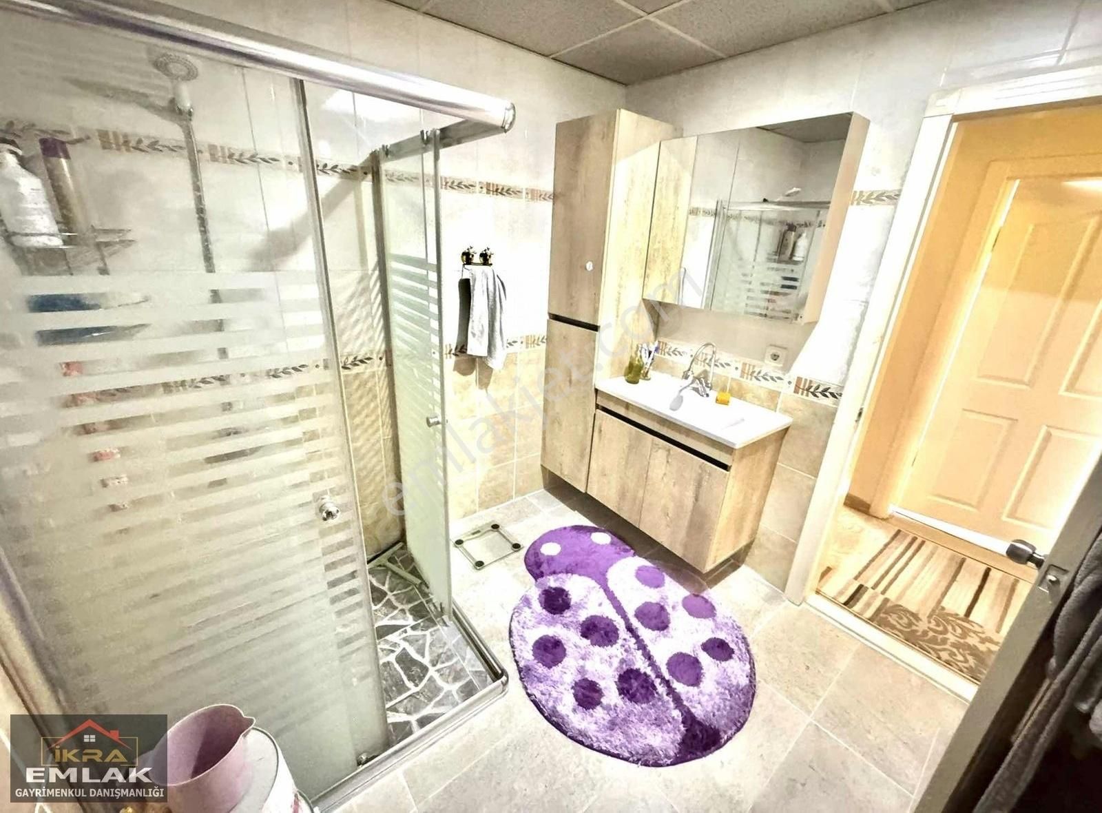 Avcılar'da 2 Bloklu 3+1 Panoramik Ankara Manzaralı Site Dairesi
