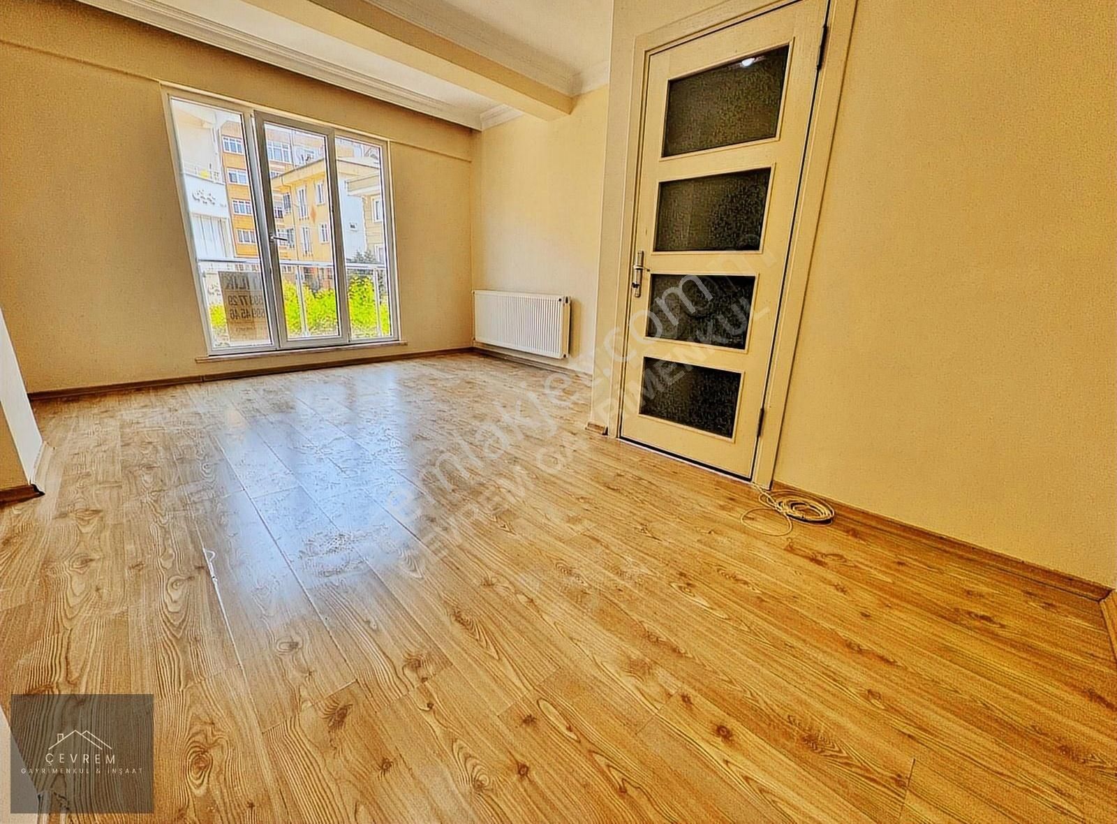 *çevrem* Yeşilova'da Harika Konumda 2+1 85m² Ara Kat
