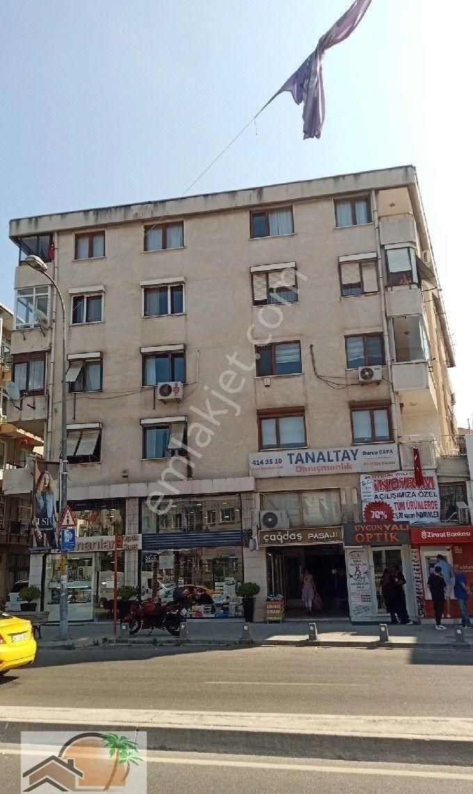 Küçükyalı Minibüsde Pasajici (11m2) Ön Kullanımlı Dükkan