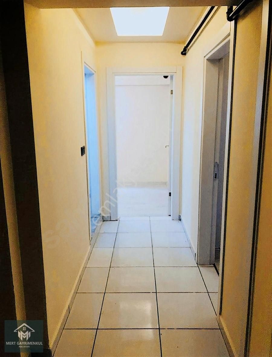 Kuşadası Ege Mahallesinde 110m2 Full Eşyalı 2+1 Satılık Daire - Görsel 4