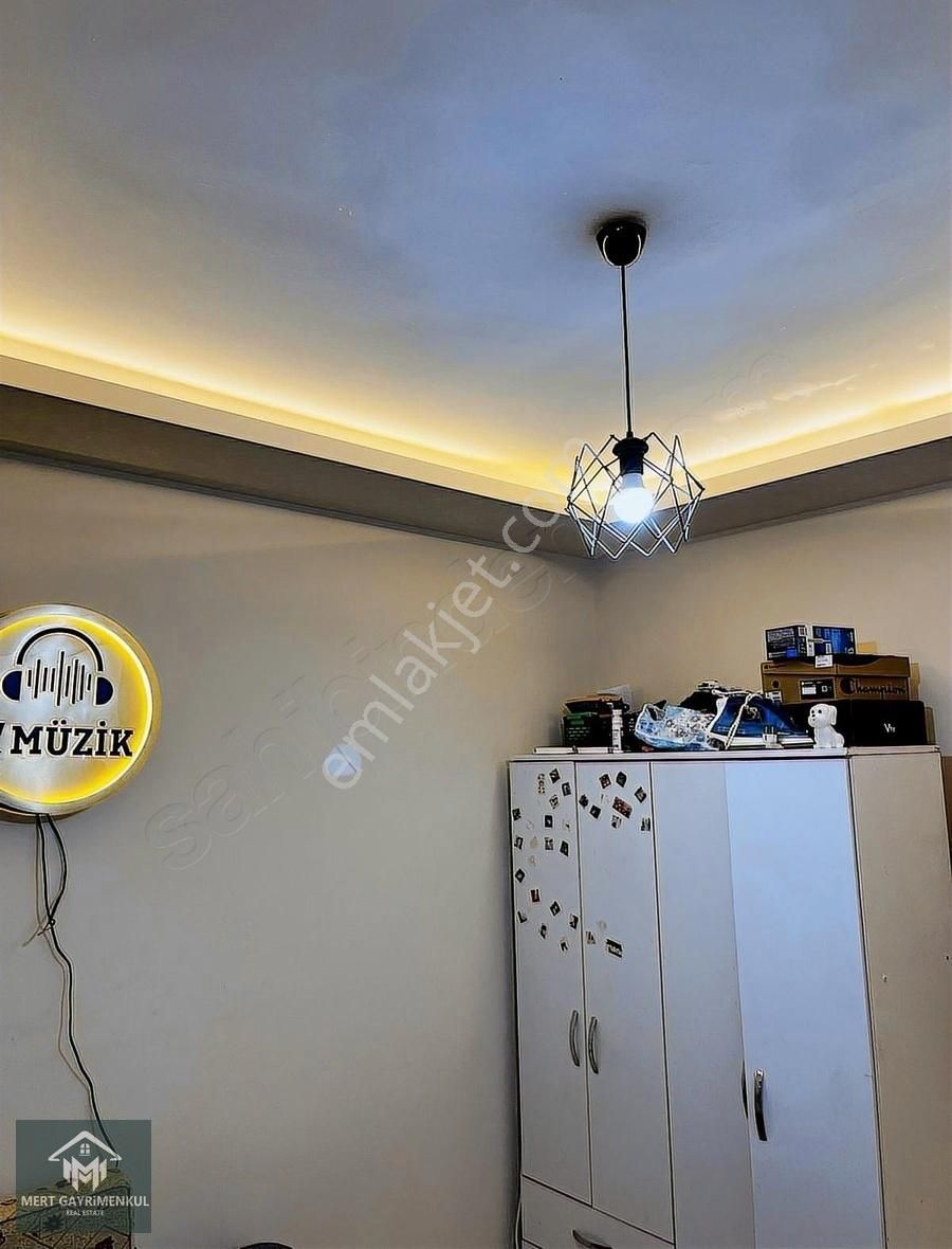 Kuşadası Ege Mahallesinde 110m2 Full Eşyalı 2+1 Satılık Daire - Görsel 7