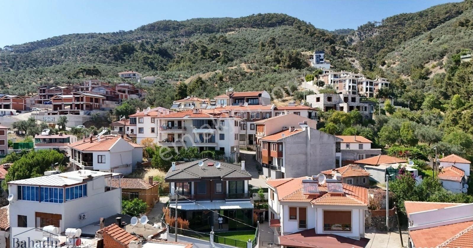 Bahadır Emlaktan Kazdağlarında Düz Girişli Lüx Villa