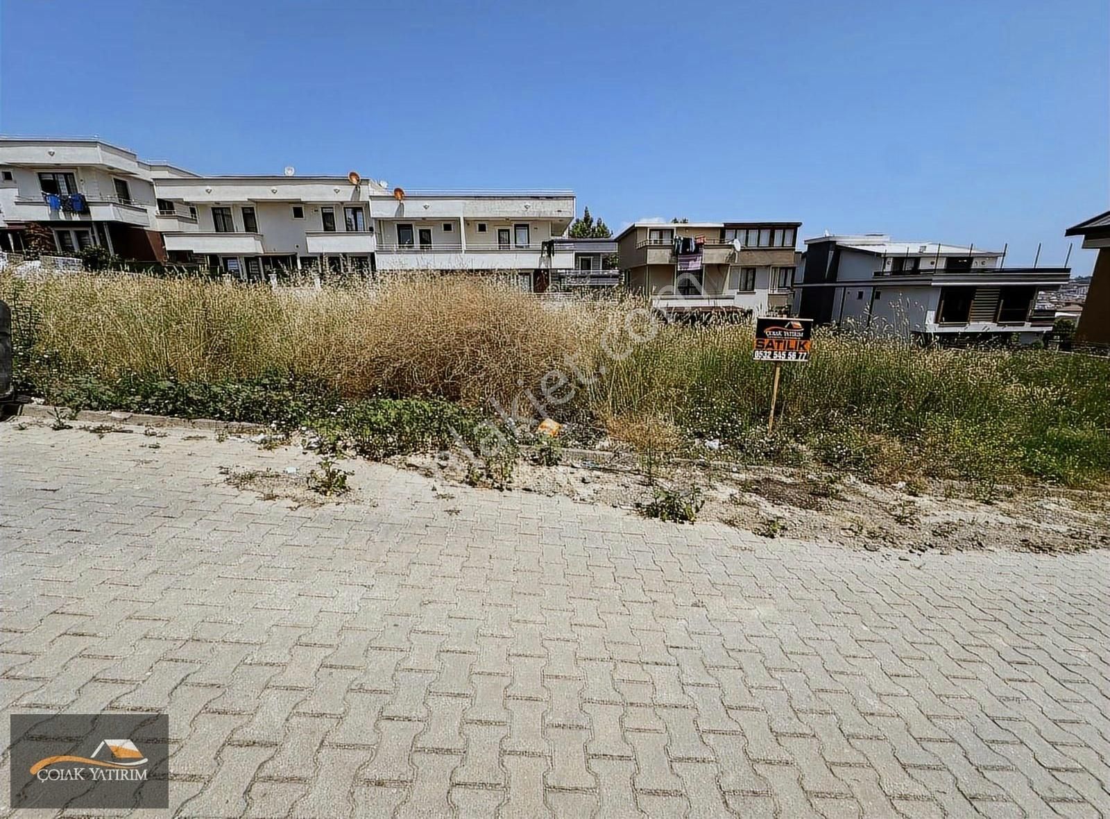 Yalova Adnan Menderes Mahallesinde Satılık 582 M2 Fırsat Arsa