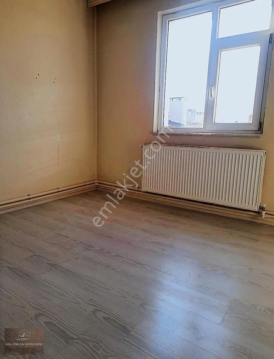 Gül Emlaktan Satlık 3+1 Dogalgazlı Çarşı Merkezinde 4 Kat Daire - Görsel 14
