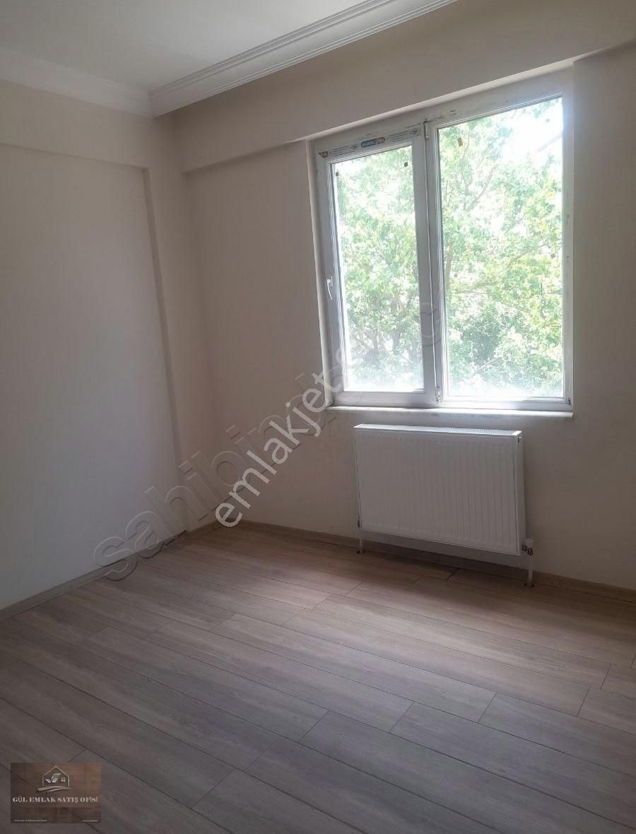 Gül Emlaktan Bahçelievler Mah Satlık 3+1 140m2 Sıfır Daire