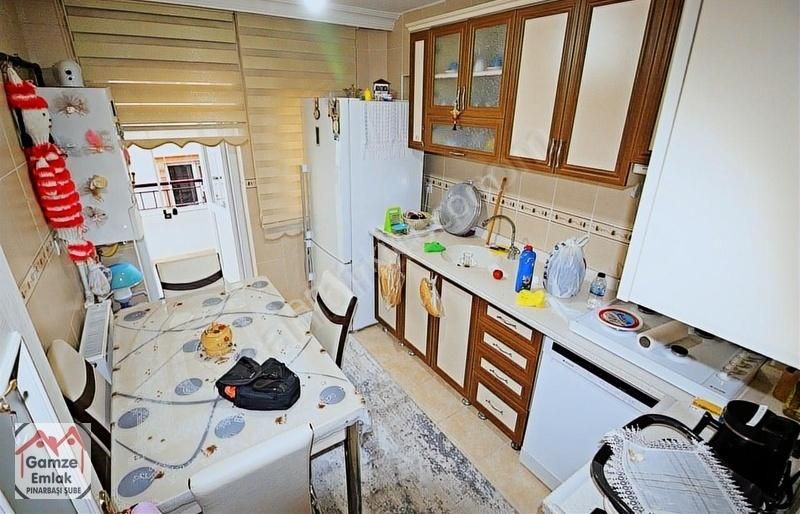 Gamze Emlak'tan Malazgirt'te 3+1 Arakat Ön Cephe Daire Fırsatı!!