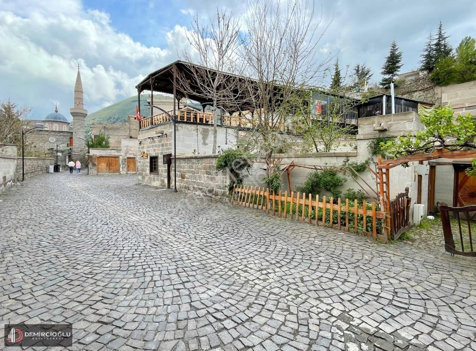 Osmanlı Sokağı//satılık Tarihi Konak Satışta...