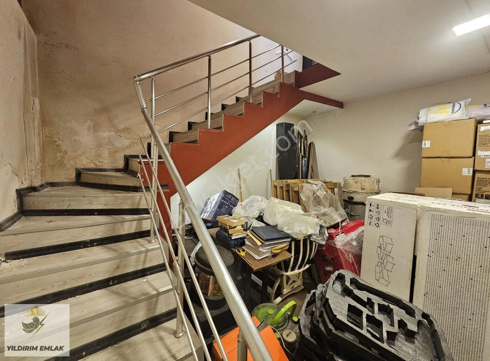 Yıldırım Emlak'tan Çarşı Merkezde 180m2+120m2 Depolu Dükkan - Görsel 5