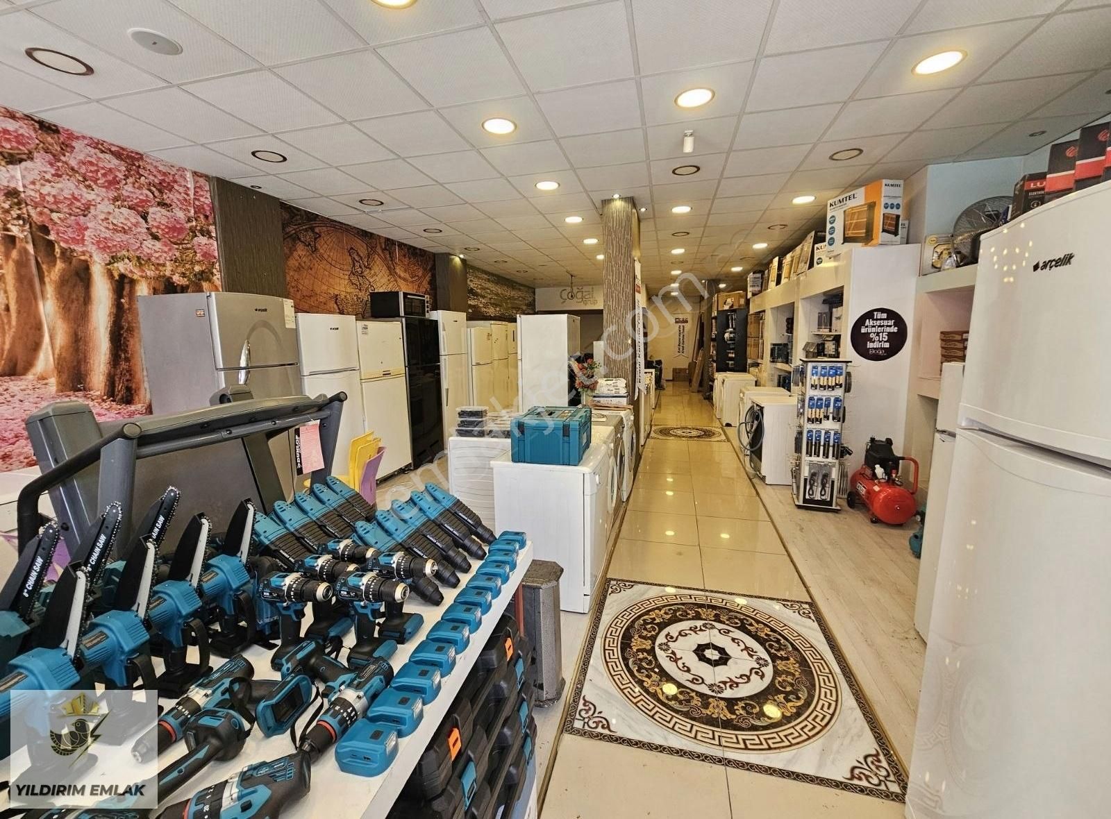 Yıldırım Emlak'tan Çarşı Merkezde 180m2+120m2 Depolu Dükkan - Görsel 2