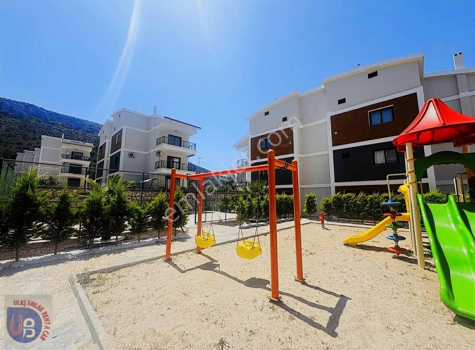 Didim Akbük'te Denize Yürüme Mesafesinde Bahçe Katı 2+1 Daire - Görsel 11