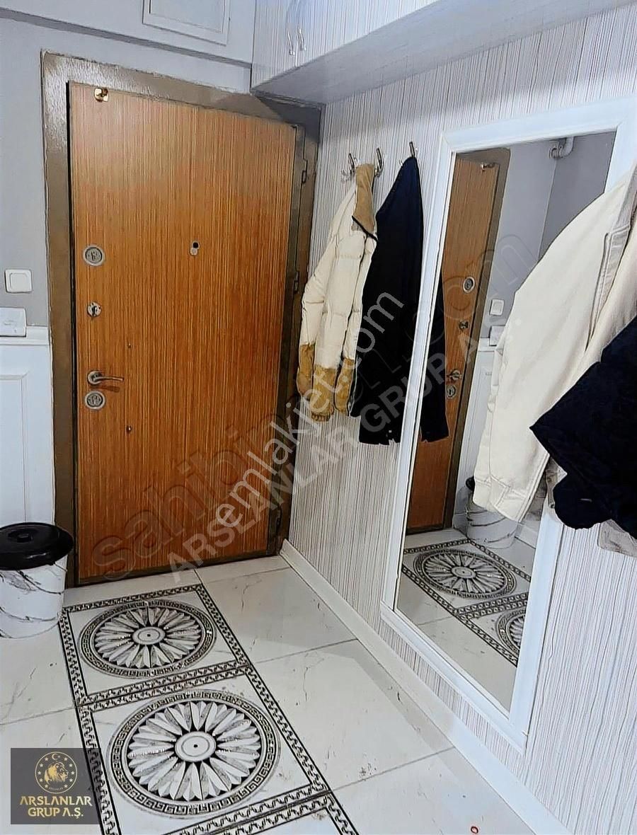 Arslanlar Sitesi Ara Kat Full Yapılı Daire