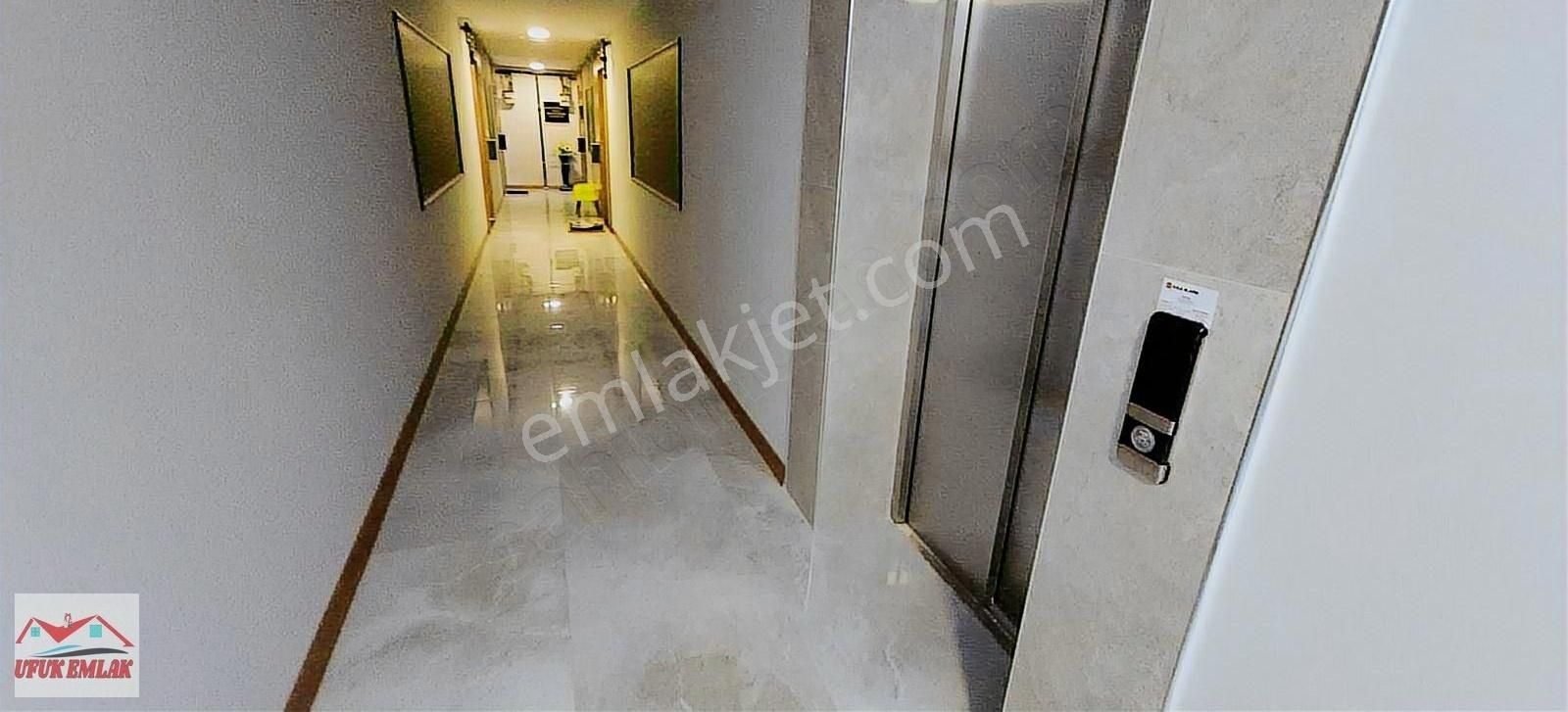 Dünyam Rezidansta Köşe Konumda Kiralık Ofis/daire 2+1