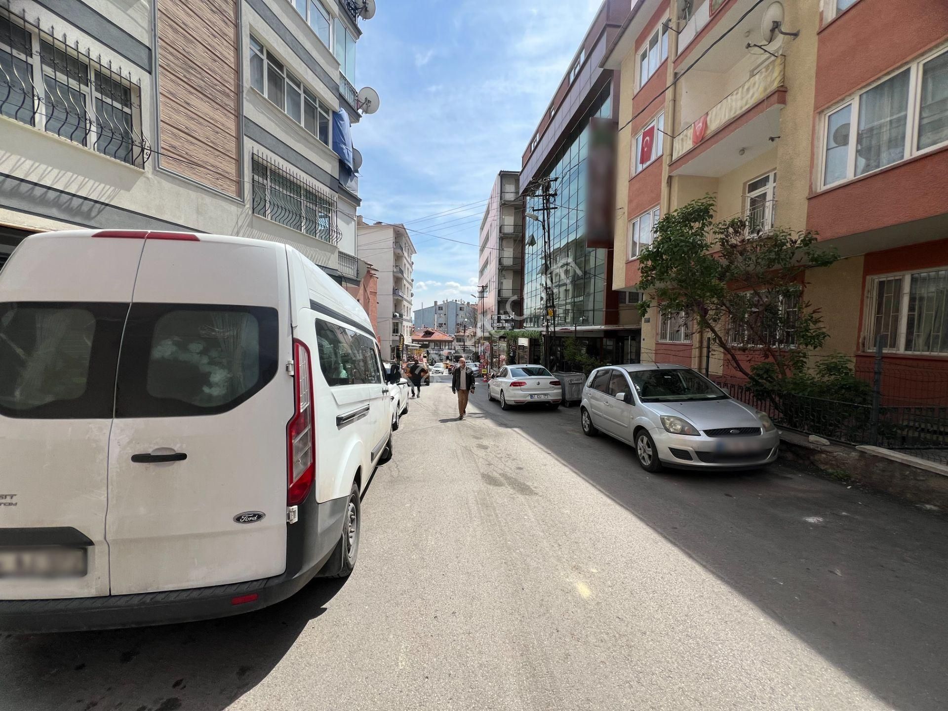 Karşıyakada İvedik Cadde Yakını Yatırımlık Boş Satılık Dükkan - Görsel 3