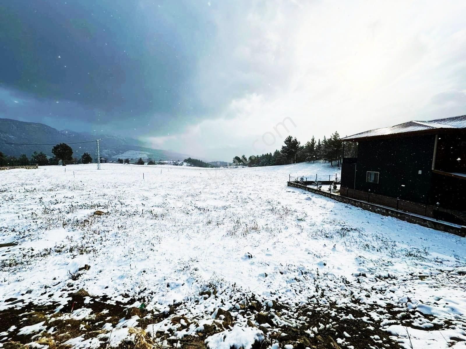 Pozantı Kar Emlaktan Alpu Yaylasında İmarlı İfrazlı Doğa Manzaralı 477 M2 Arsa - Görsel 3