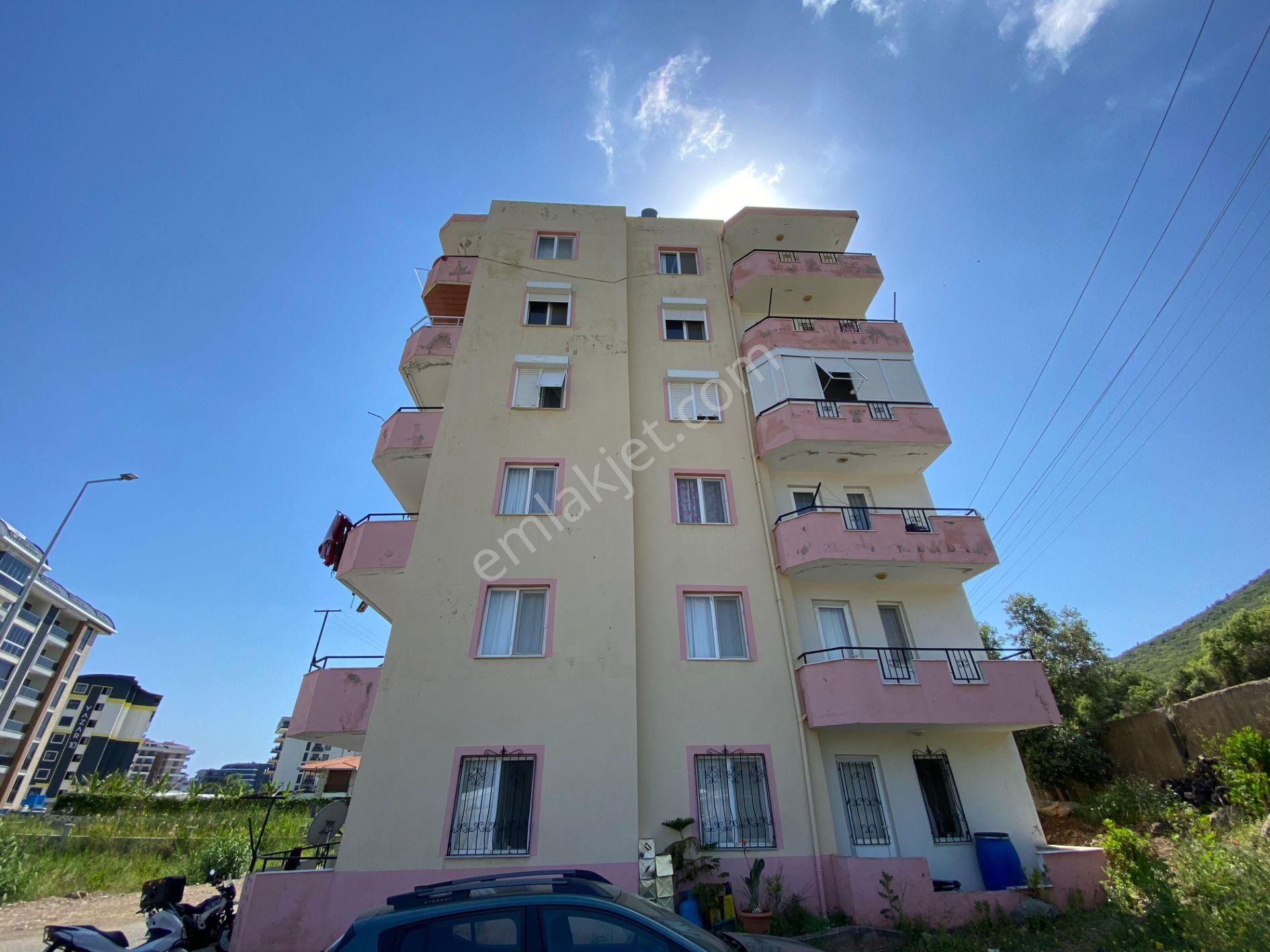 Pazarcı Mahallesınde Genış Ferah 3+1 Daıre