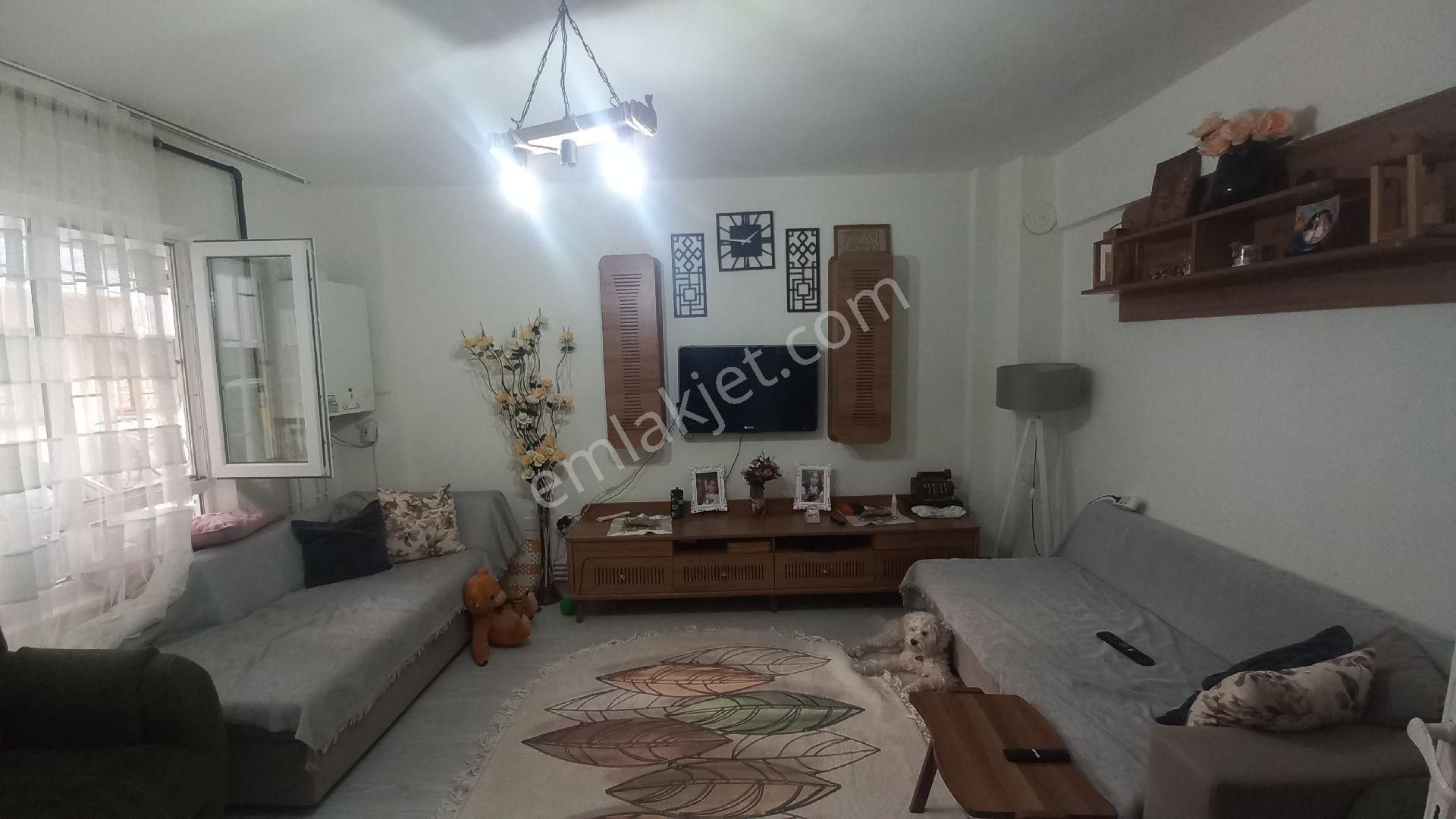 Şarköy Cumh.mah 2+1/70m2 Full Eşyalı Giriş Kat Bakımlı Doğalgazlı Masrafsız
