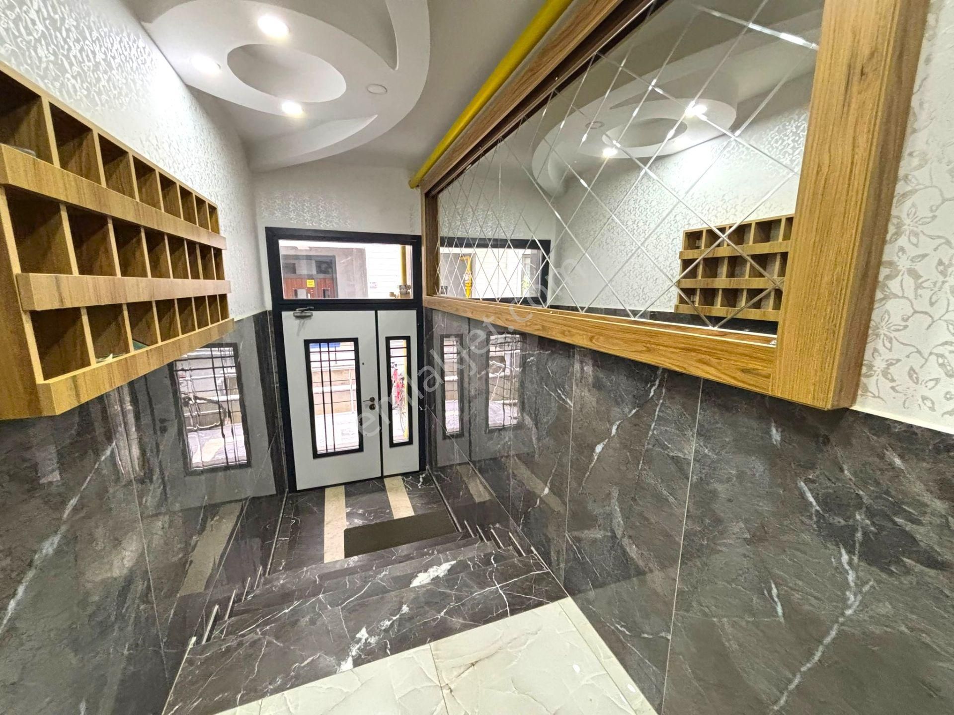 Yüksel'den Altınkumda Arakat Kapalı Otoparklı Öncephe Lux Daire
