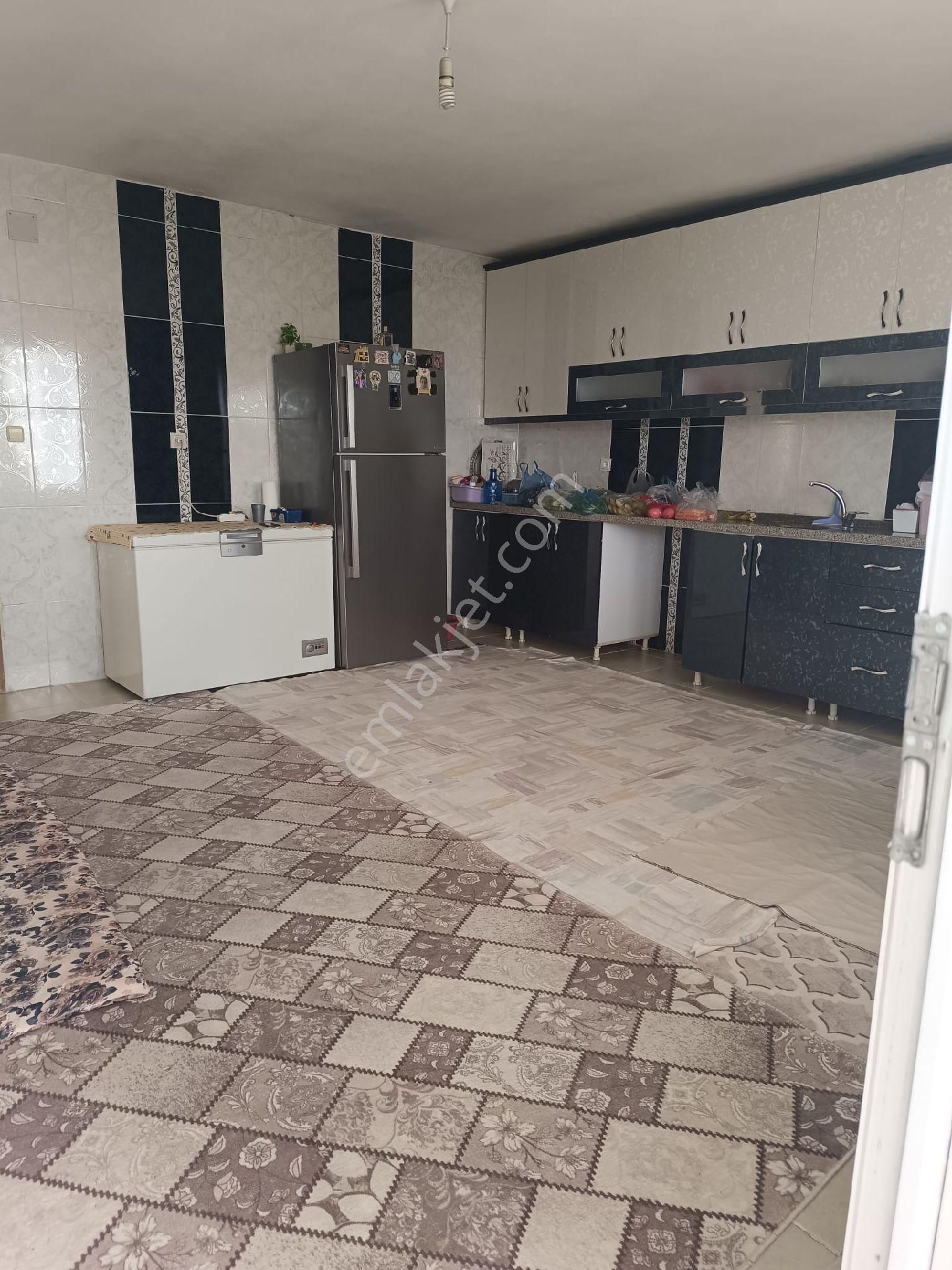 Akkapı Yeni Yerleşim Ana Cadde Üzerinde Satılık 3 Katlı Bina 525m² Arsa Üzerinde - Görsel 7