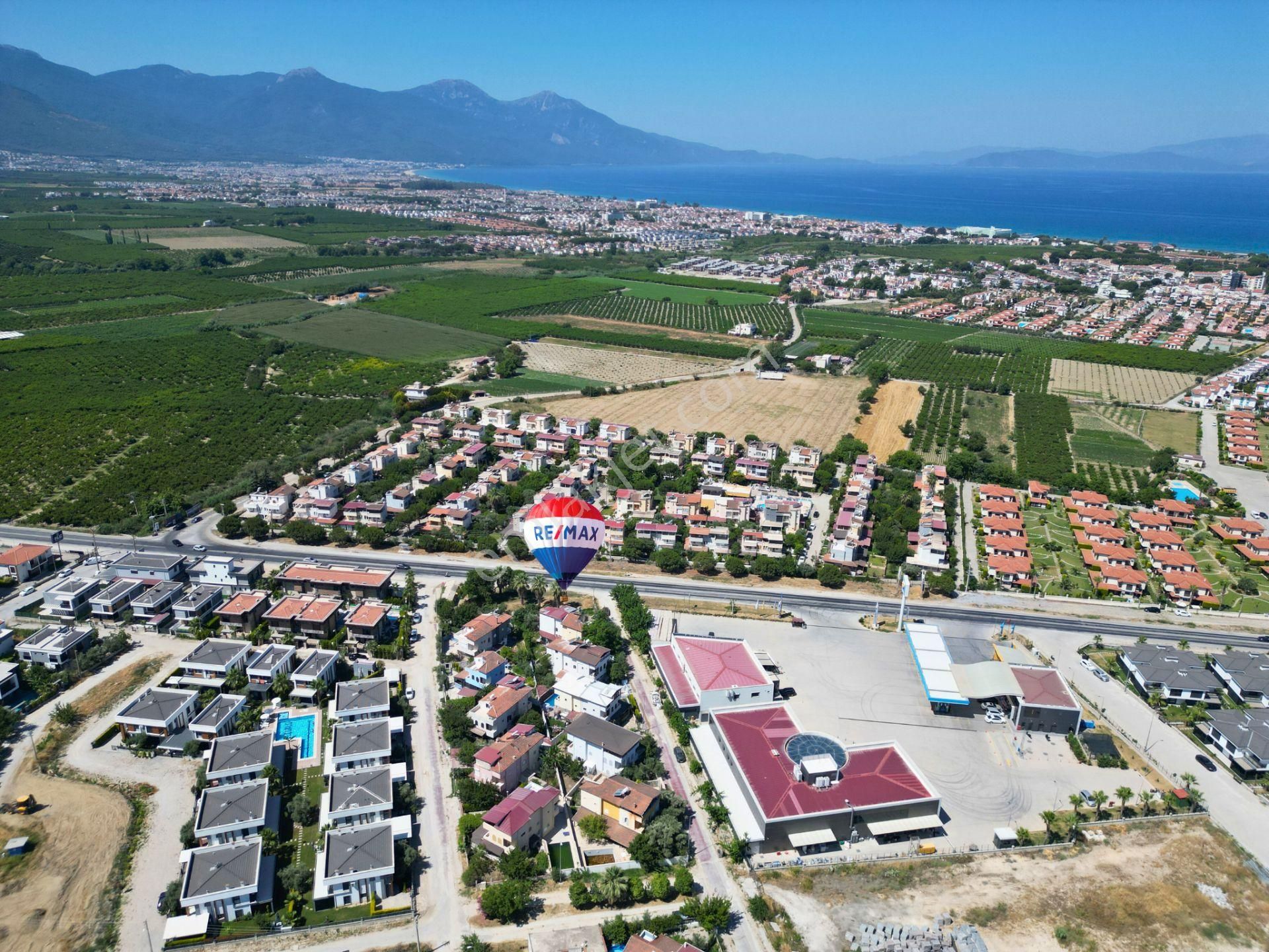 Soğucak'ta Anayola Cephelı, Sıte İçinde Genış Bahçelı 4+1 Yazlık