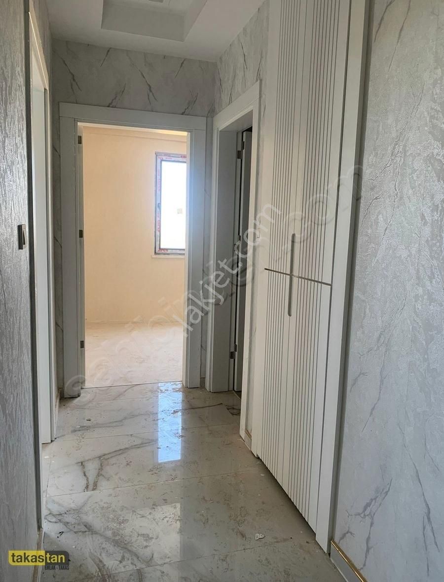 Takastan Emlaktan Alpaslan'da 2+1 Satlık Daire