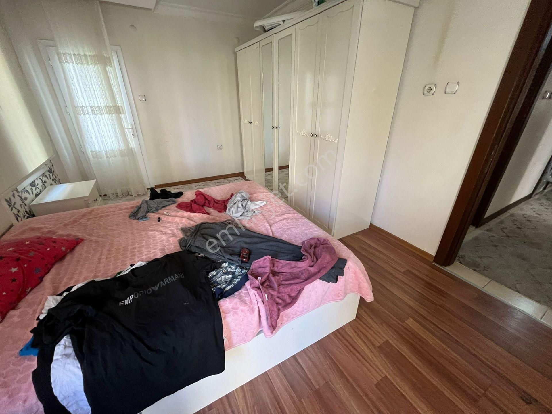 Ergünden Merkez Mhde Her Kat Tek Daire Satılık 3+1 Daire