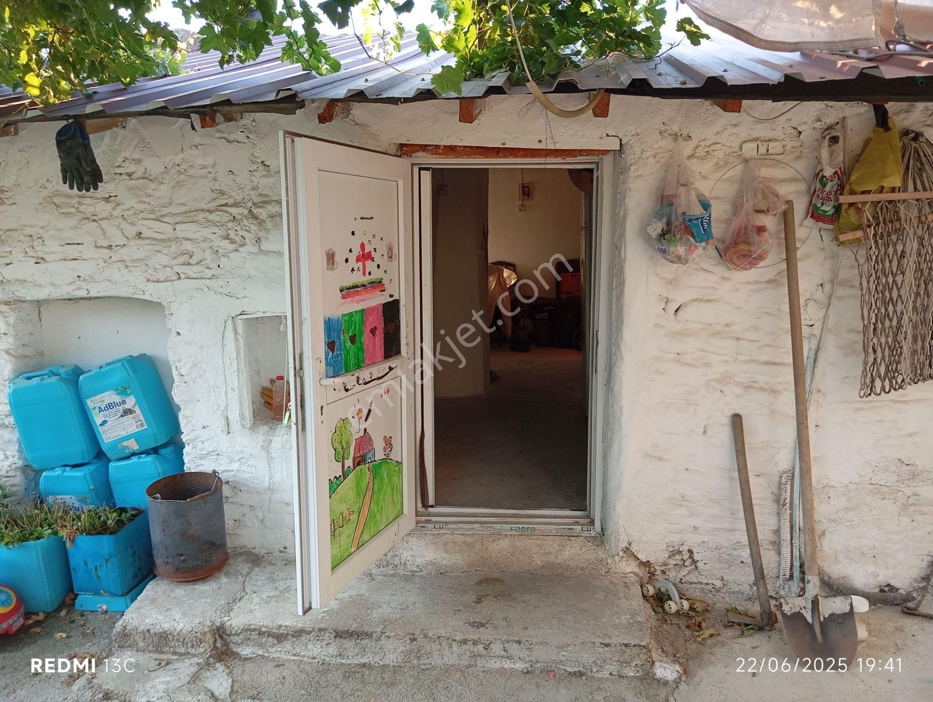 Bağarası Köyü Sökede Satılık Köy Evi - Görsel 25