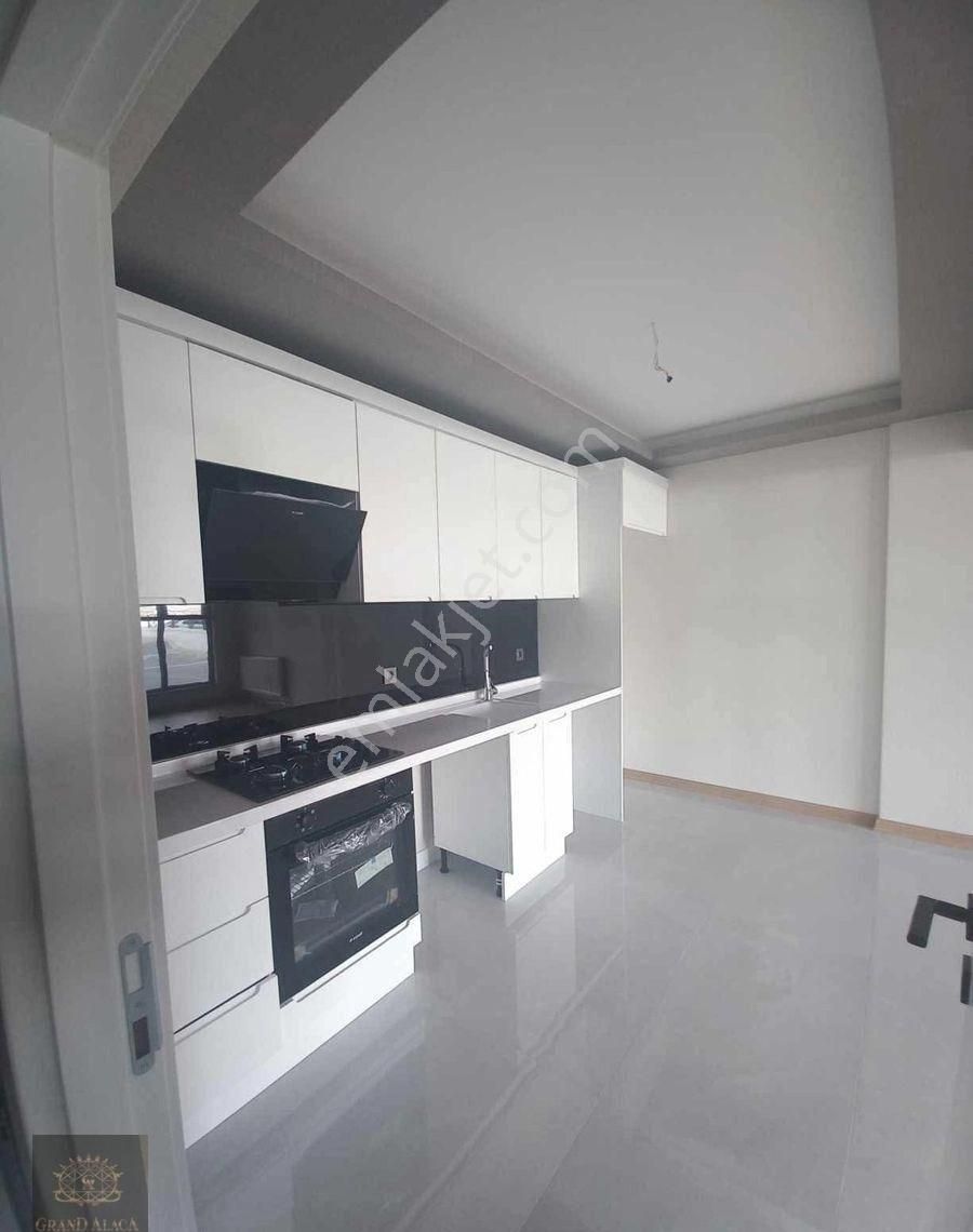 Etimesgut Elvankent Topçu Mah. 2+1 Sıfır