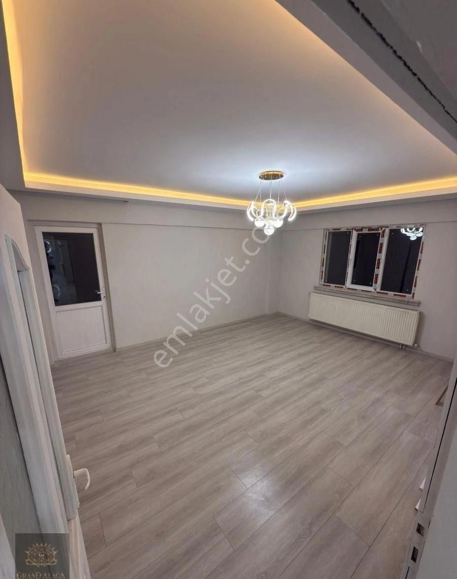 Sincan Vatan Cad. Pınarbaşı Mah,3+1 Satılık Daire