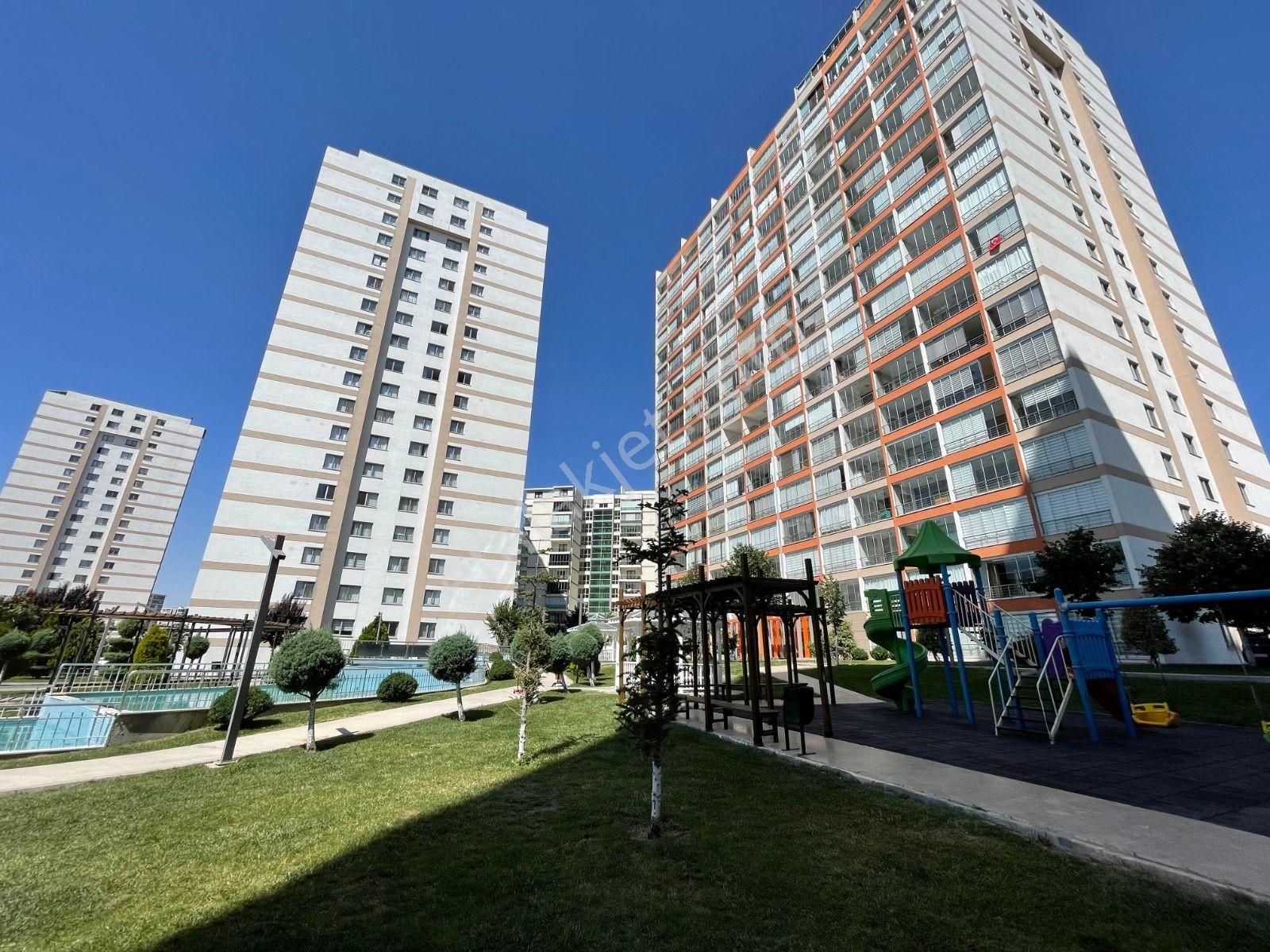 Atayıldız Göldelüx 1. Etapta Full Yapılı 1+1 Kiralık Daire