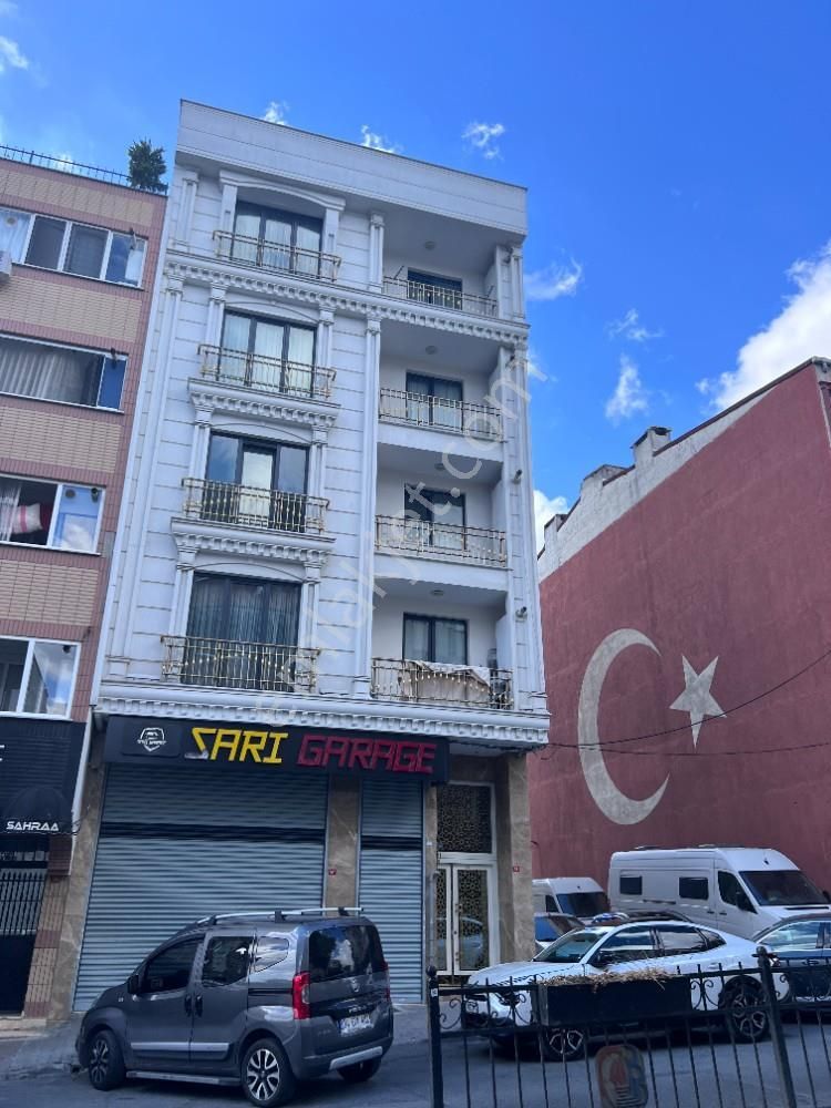 Bayrampaşa 100.yıl Cd.üzerinde Yeni Kiralı Daire 01.07.2025 Boş