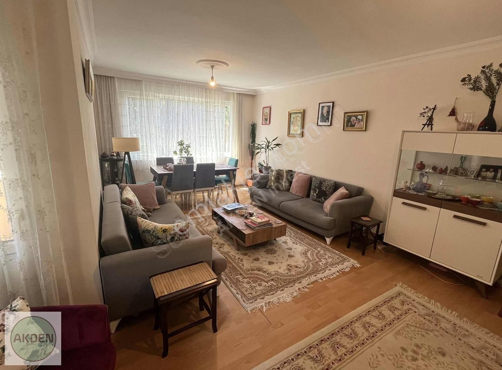 Üsküdar Çengelköy'de Site İçinde Sahile Yürüme Mesafe 3+1 Daire - Görsel 5