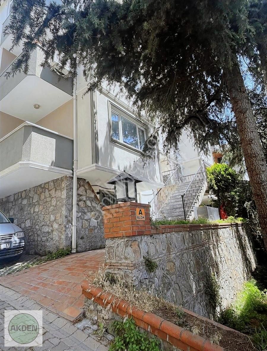 Üsküdar Çengelköy'de Site İçinde Sahile Yürüme Mesafe 3+1 Daire - Görsel 26