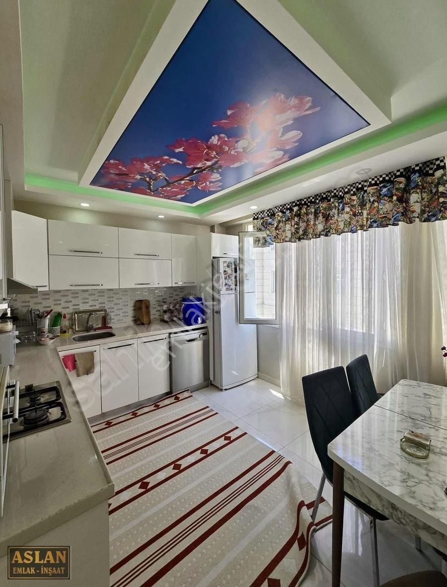Salih Aslandan Atakentte Acilll Satılık Ara Kat Full Daire