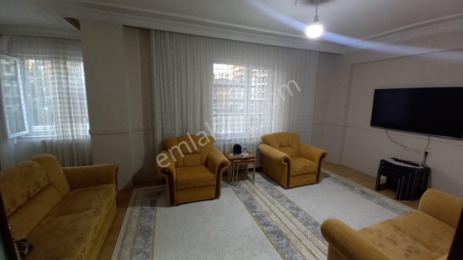 İkinisan Cad Van Avm Civarı Satılık 3+1 Daire