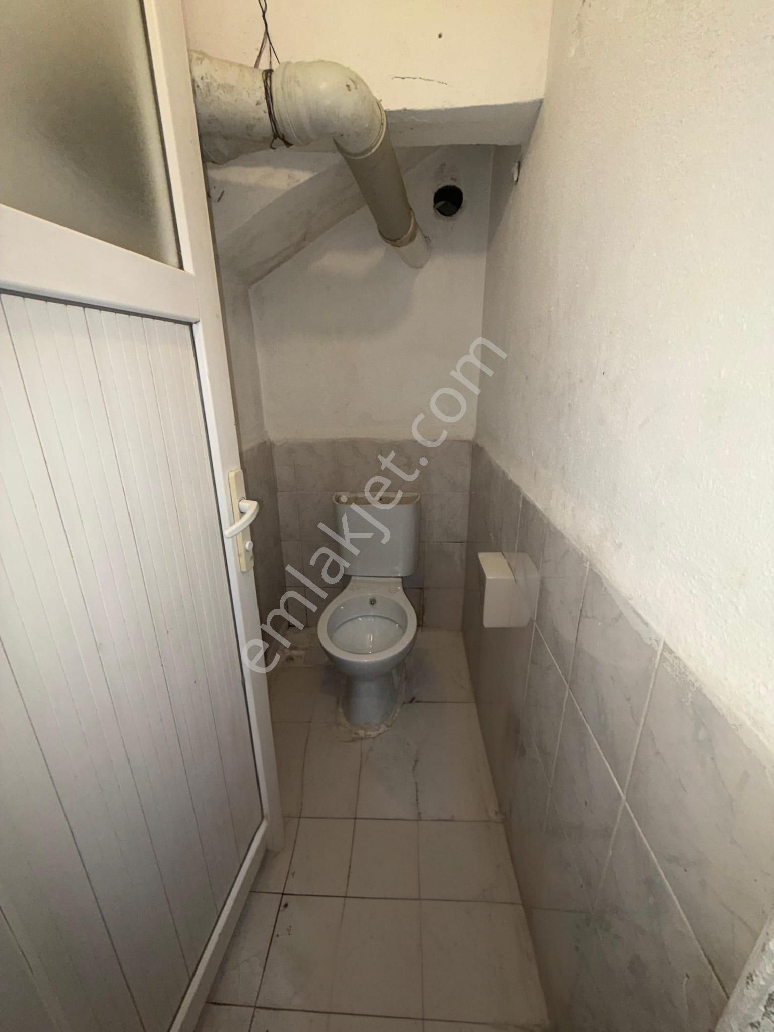 Torunlar Emlaktan Satılık 2+1 Kirazlıda Bodrum Kat Daire - Görsel 3