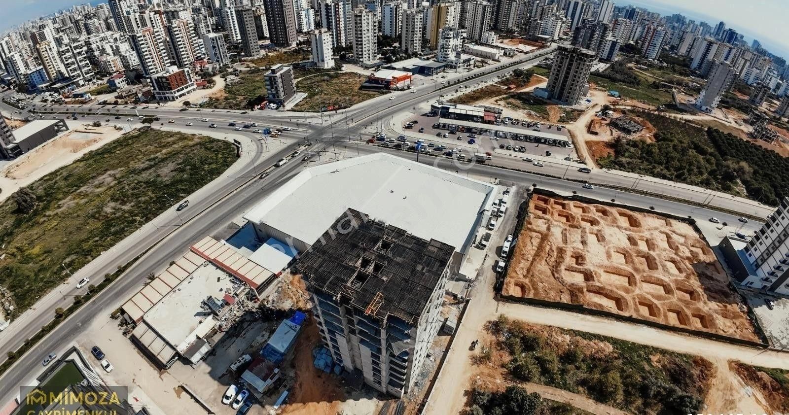Kuyuluk Otoban Bağlantı Yolu Üzeri Satılık 4+1 Taksitle Ödeme İmkânı