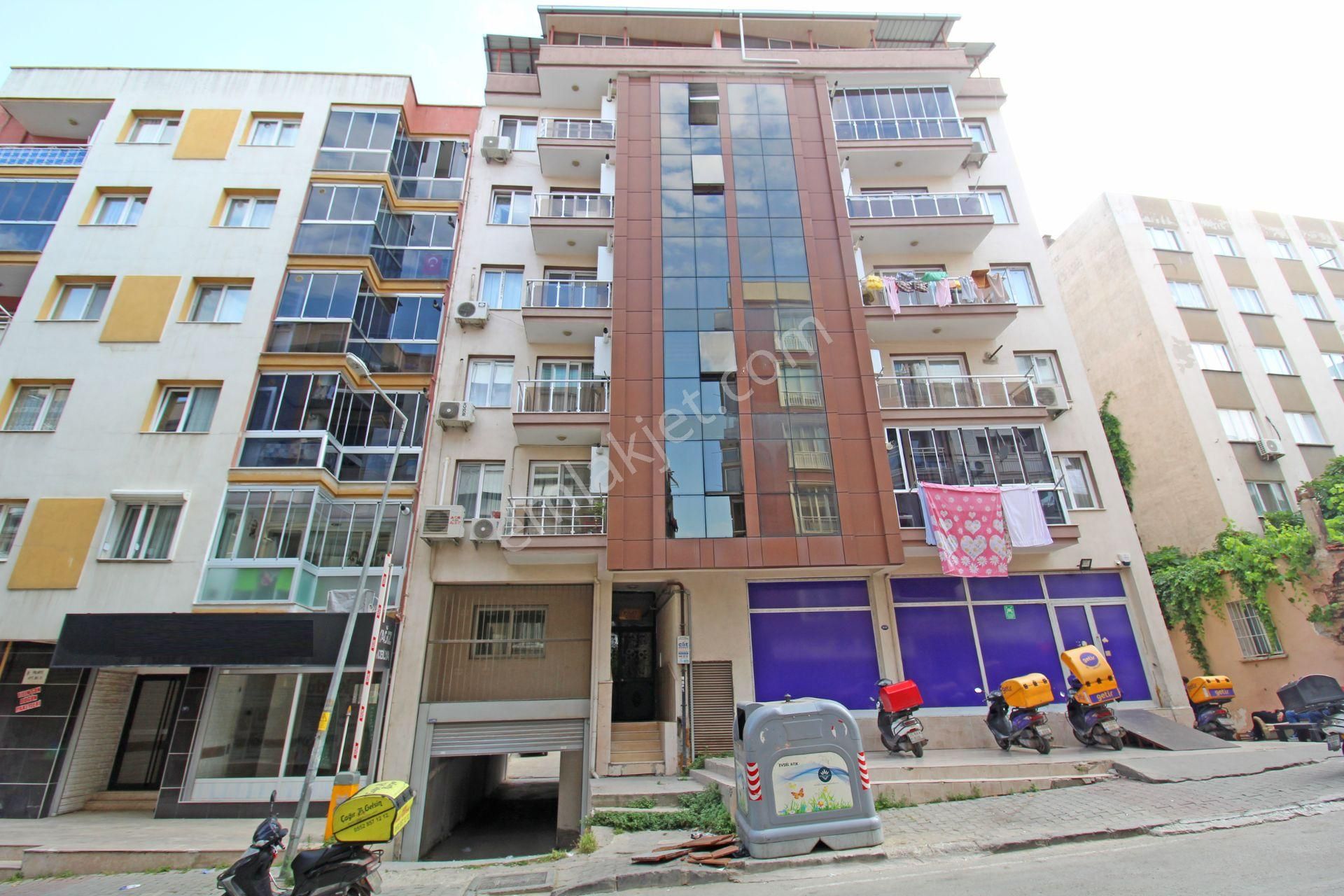 Yeşilyurt Eğ.araştırma-bozyaka Eğ.ar.hastaneleri Yakını,eşyalı 2+1 Temiz Kiralık Daire