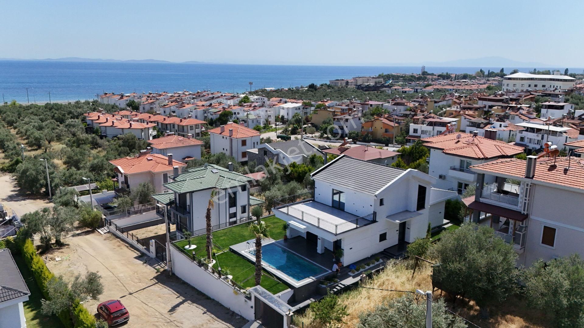 Güne Jakuziden Başlayın! Deniz Manzaralı 4+1 Havuzlu Villa - Görsel 13