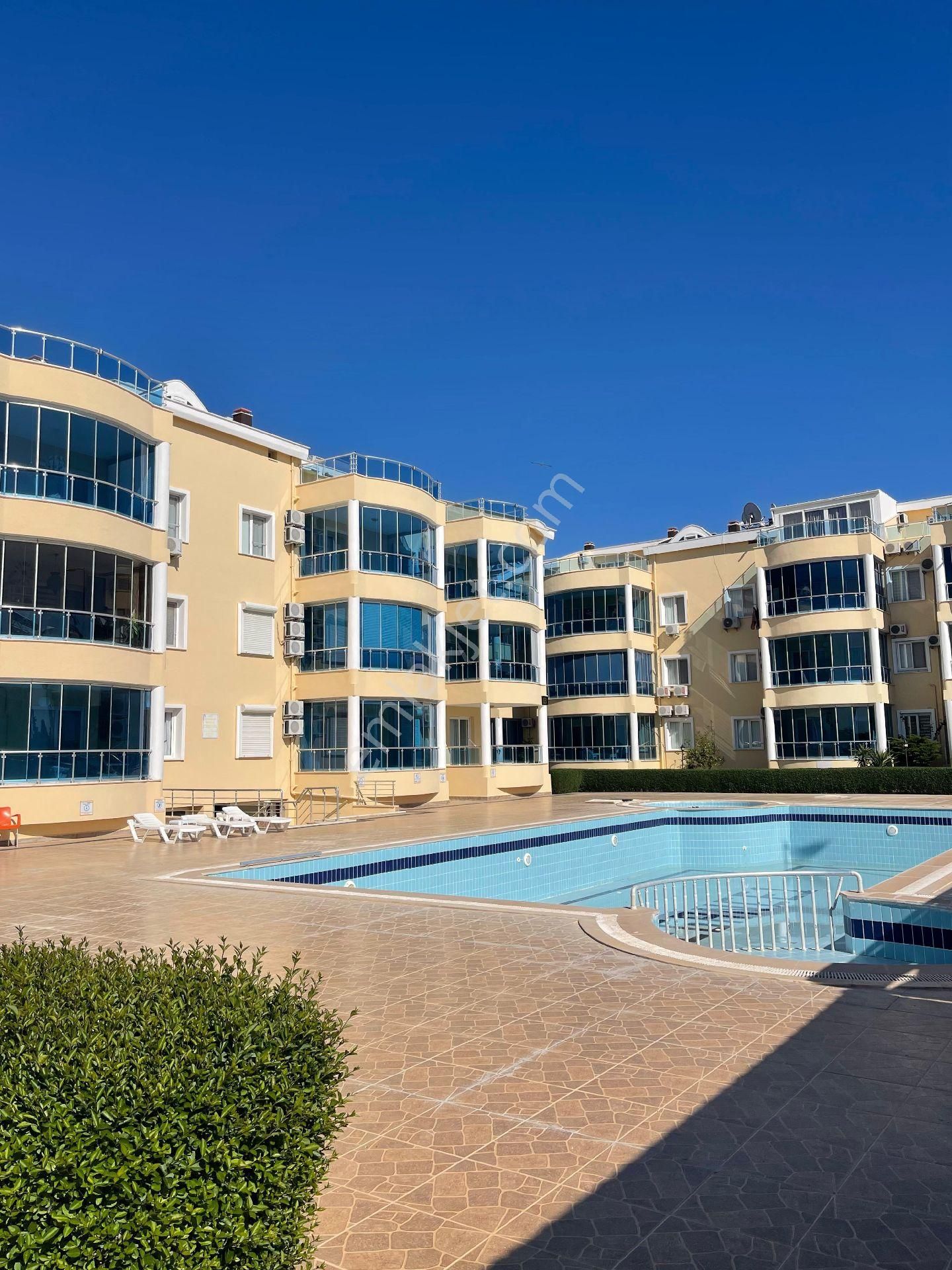 Didim Satılık Havuzlu Sitede 1+1 Ful Eşyalı Yazlık Daire