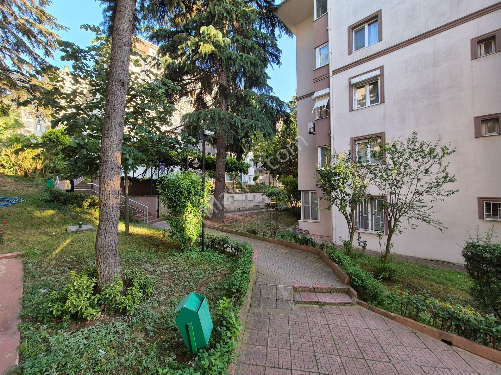 Koşuyolu, 7/24 Güvenlikli Sabancı 1 Sitesi, 3+1 Kiralık Daire