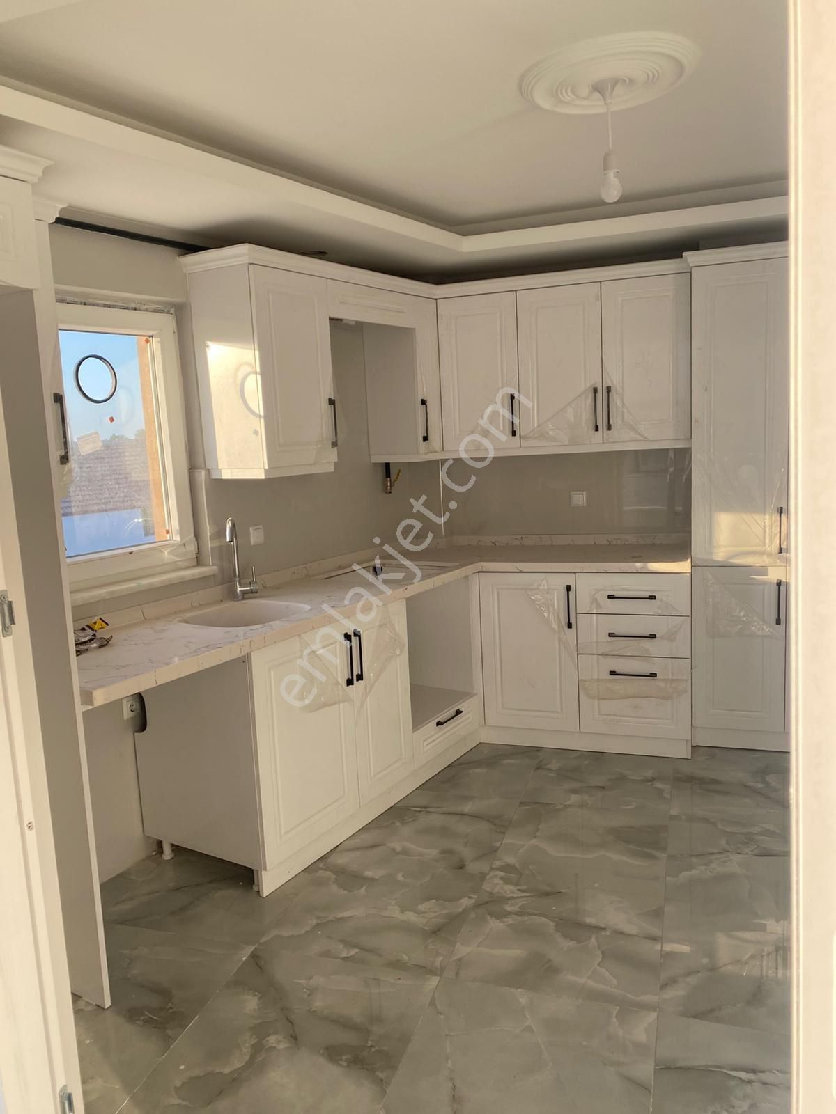 Bafrada Sıfır Lüks 2+1 Daire Acil Satılık