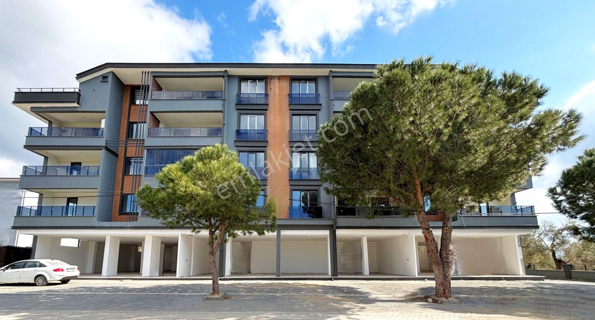 Aygülden Edremit Zeytinli'de Doğa İle İç İçe Sıfır Kapalı Otoparklı Yerden Isıtma 2+1 Satılık Daire