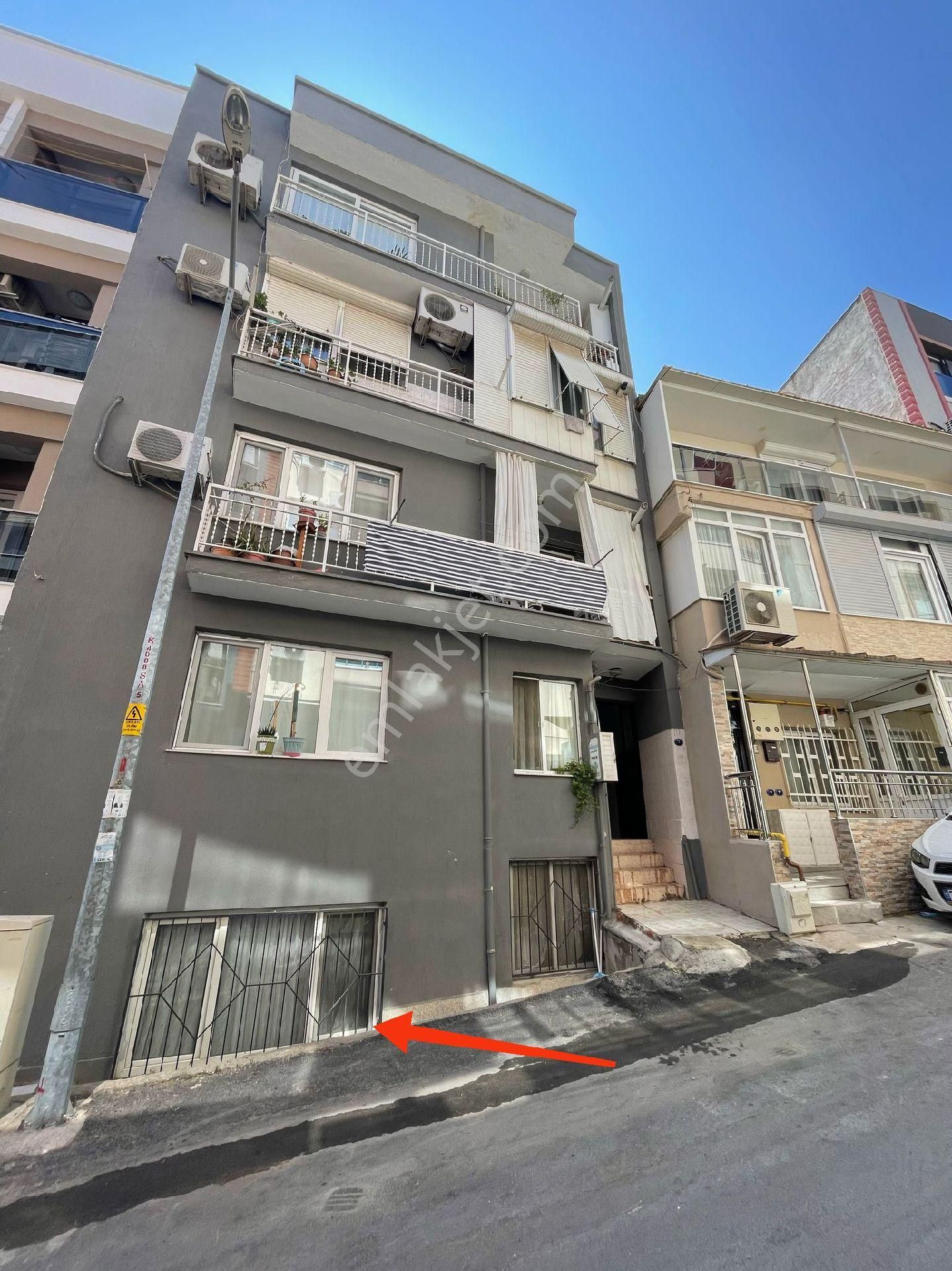 Gülyaka Mahallesinde Satılık 2+1 Daire